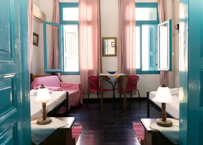 Nora Готель Ханья (Крит)